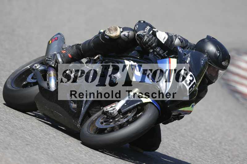 /44 09.08.2025 Plüss Moto Sport ADR/Freies Fahren/336